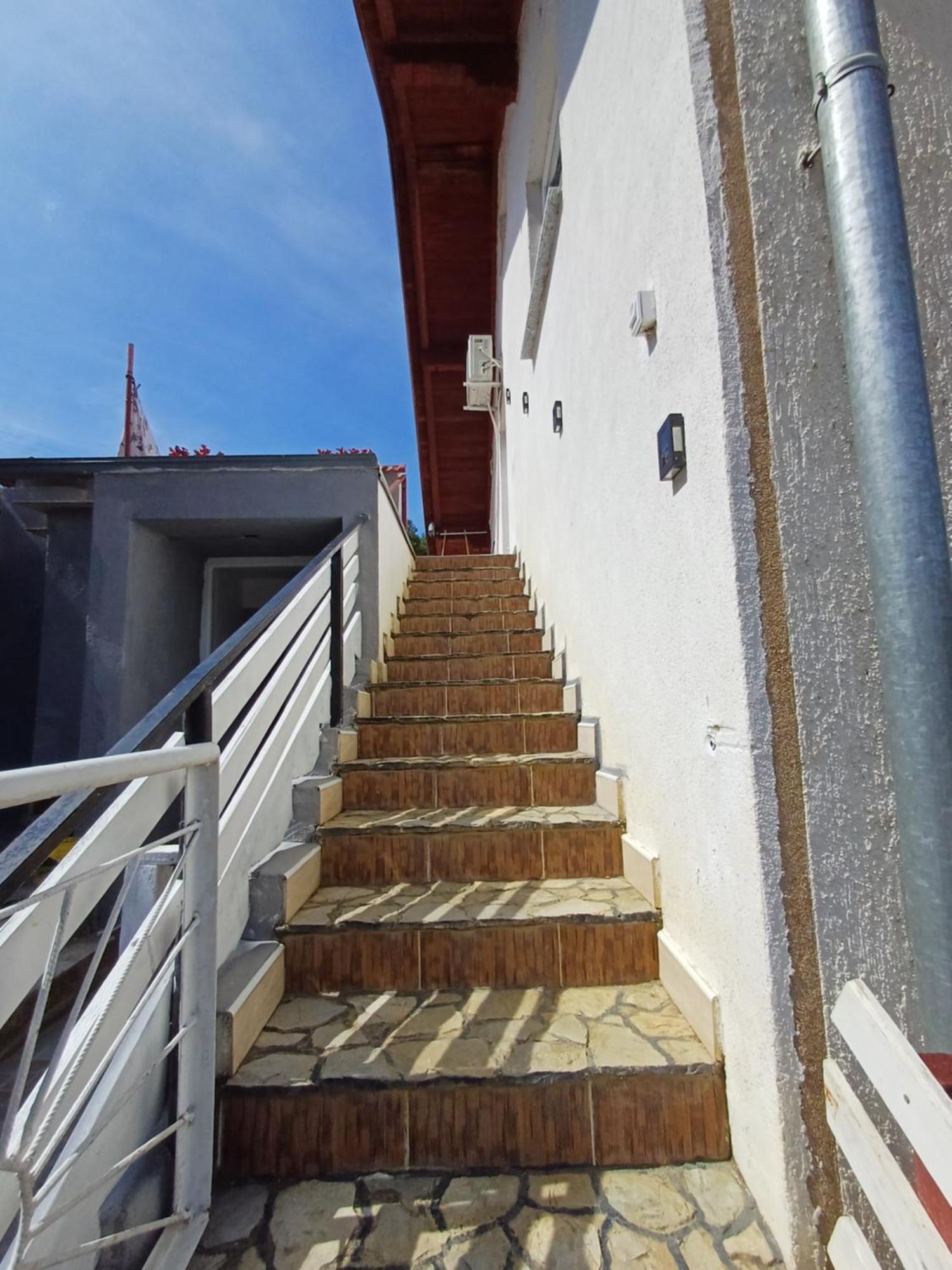 Apartman Denis Una Luzine Ngoại thất bức ảnh
